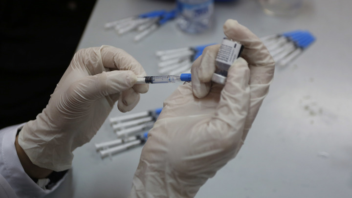 В Векторе заявили об исследовании уникальной вакцины: Нет аналогов