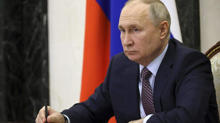 Ну не придурки?: Путин одной фразой оценил интеллект украинских переговорщиков