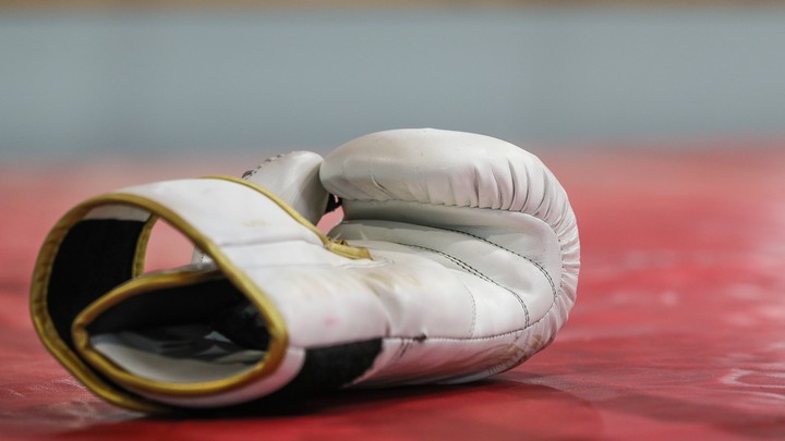 Школьник умер в финале соревнований по боксу в Первоуральске