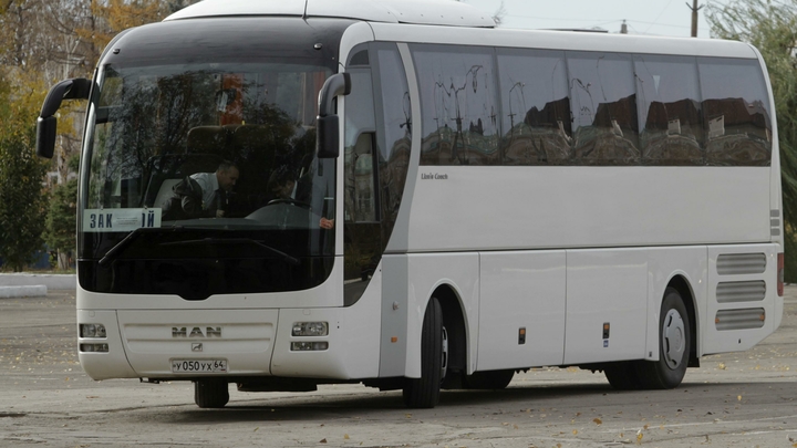 Автобус с 34 туристами опрокинулся в кювет на трассе в Карелии