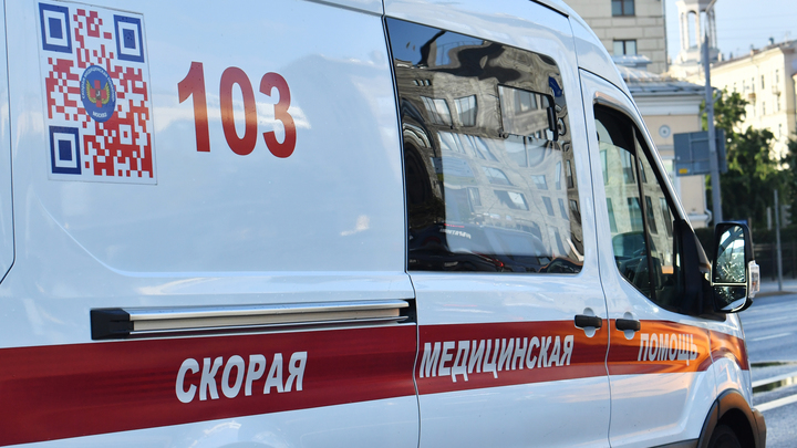 В Электростали двое мужчин попали в больницу с ножевыми ранениями после массовой драки