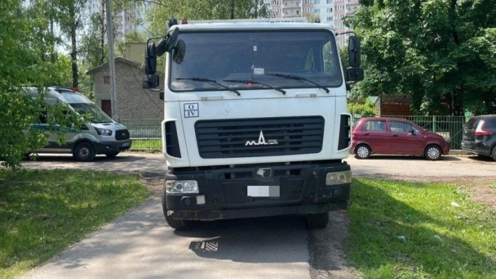 Мусоровоз задавил пенсионерку в Подмосковье