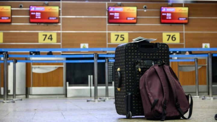 Аэропорты России перейдут на ручной досмотр? Проблема в рамках