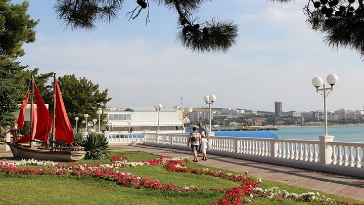 На Кубани в сентябре ожидают около 2,3 млн туристов. Сбудутся ли прогнозы властей?