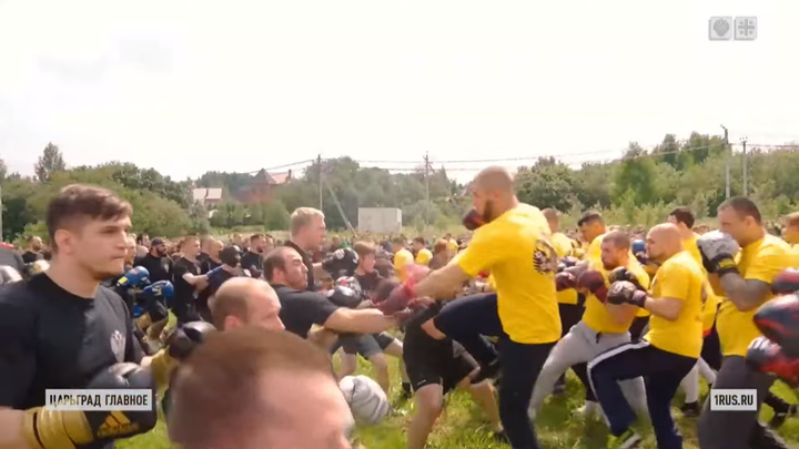 По 500 бойцов с каждой стороны: Старинная русская забава с размахом пройдёт под Москвой