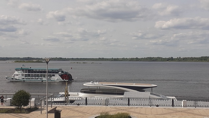 В Нижнем Новгороде представили электрокатамаран Ecocruiser