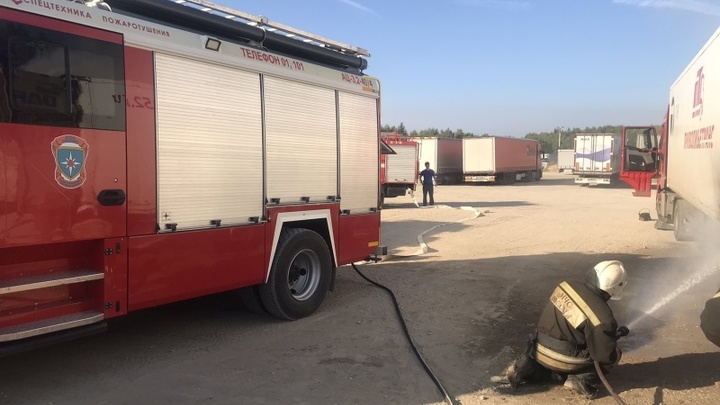 В Лакинске утром 17 августа горела фура