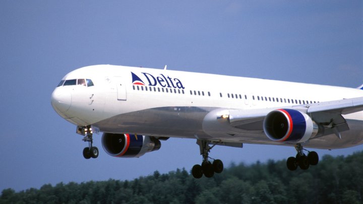 А ведь мог быть красивый сюжет. Рэпер Vacio передумал: Вместо военкомата - бегство в США