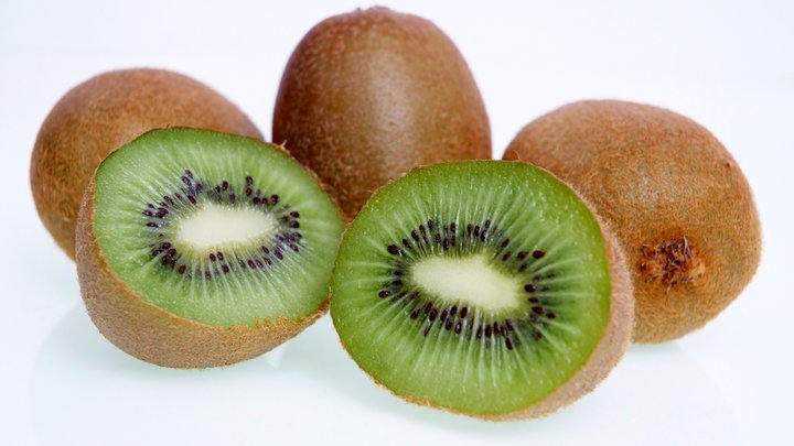 Диетолог раскрыла секреты крепкого и здорового сна: Понадобятся киви и яйца