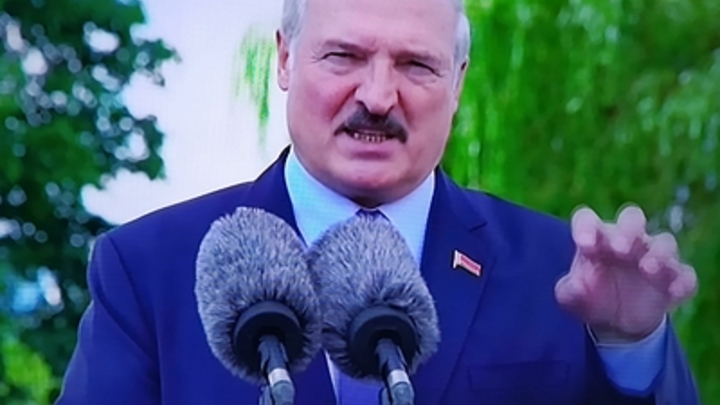 Страну разорвать не позволим: Лукашенко раскрыл кукловодов минского майдана