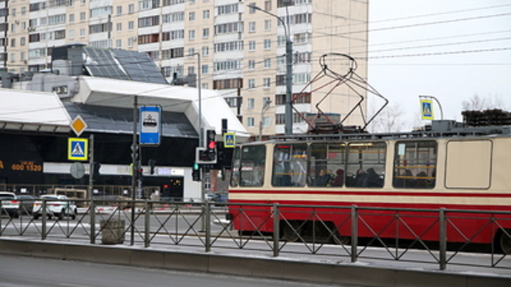В Таганроге из-за неисправности сошёл с рельс трамвай