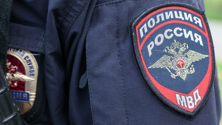 На Урале полицейские отпустили пьяного дебошира, жестко избившего парня в кафе