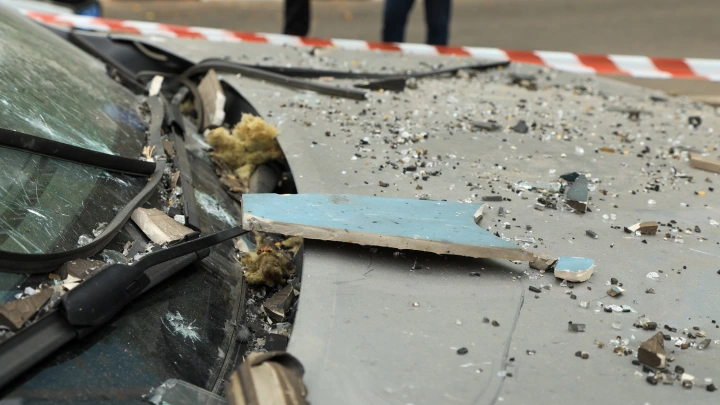 Жители юга Волгограда показали свои дома после массовой атаки БПЛА