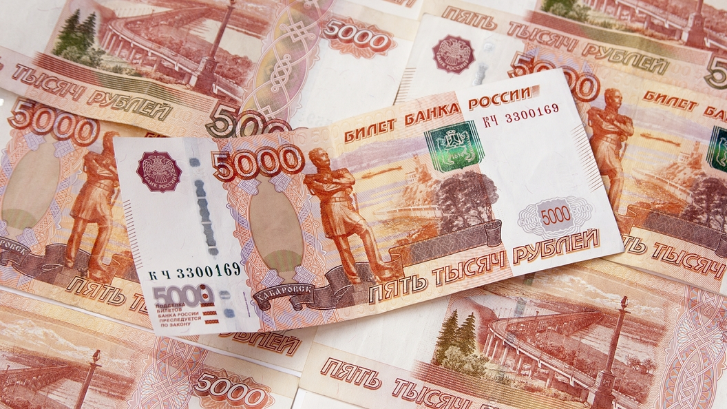 Честность дороже денег: Награда нашла таксистку, вернувшую клиентам забытые 4 миллиона рублей Честность дороже денег: Награда нашла таксистку, вернувшую клиентам забытые 4 миллиона рублей