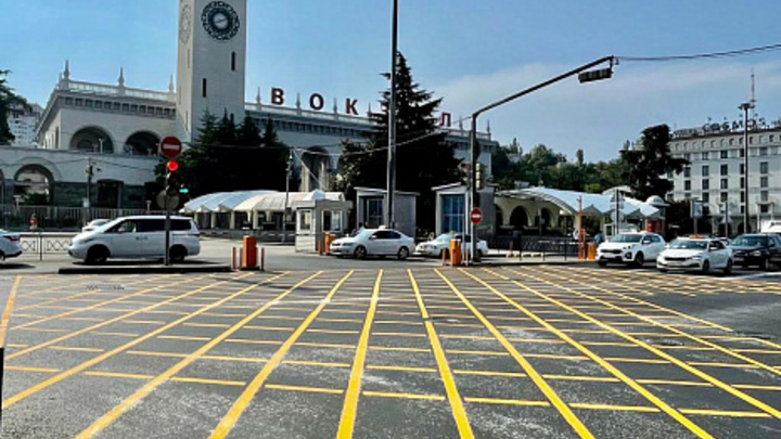 Как в Краснодаре: В Сочи появилась первая вафельная разметка
