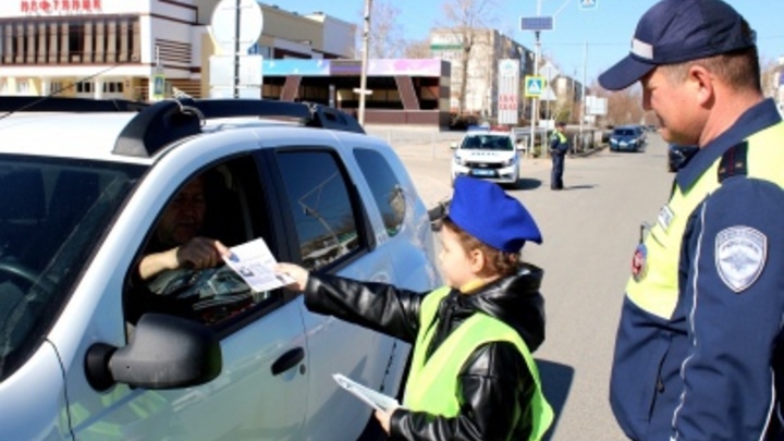 В Самарской области на дороги вместе с ГИБДД вывели детей