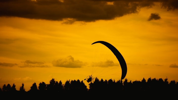 Фёдор Конюхов прервал путешествие на мотопараплане из Архангельска в Новороссийск