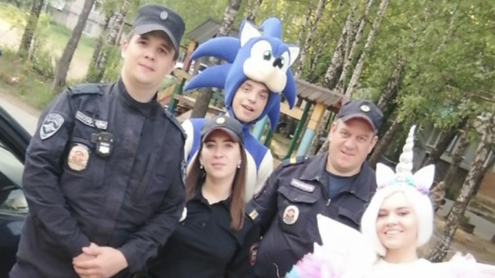 В Челябинской области полицейские спасли выпускной в детском саду