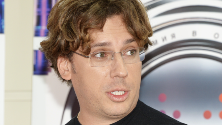 Максим Галкин* вновь отчитал русских журналистов, призвав всех успокоиться