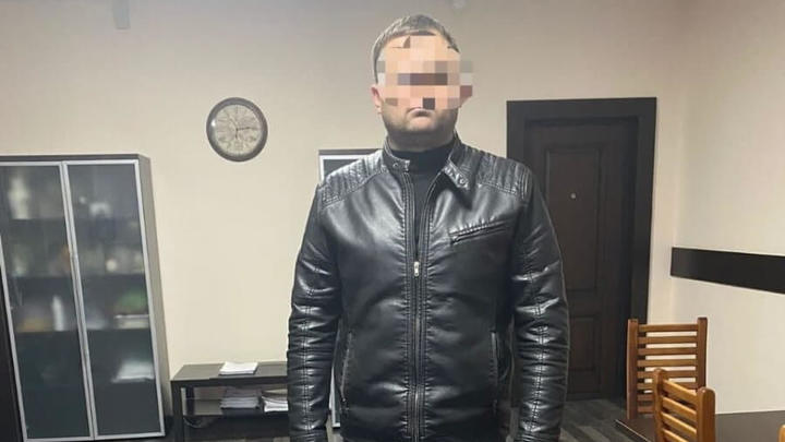 В Краснодаре на коммунальщика завели дело за избиение пенсионерки