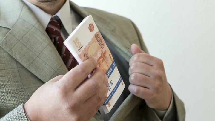 Житель Краснодара за 2 миллиона обещал содействие в прекращении уголовного дела