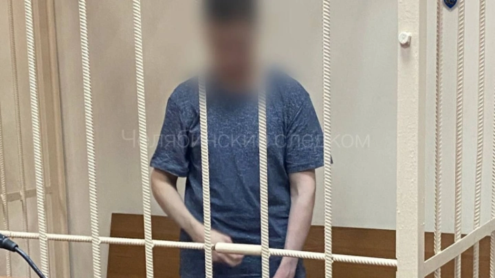 Брюнета, ранившего ножом двух прихожанок в челябинском храме, освободили из СИЗО