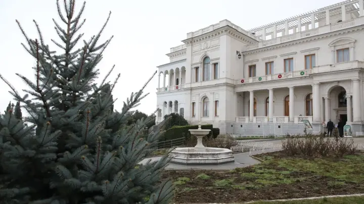 Ъ: граждане России выбирают премиальные санатории вместо заграничных курортов