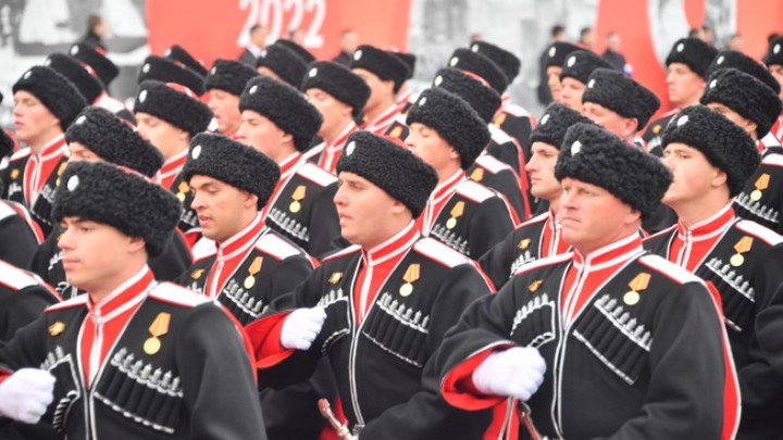 Ермак сбил украинский вертолёт. Казаки: Дальше бьём нацистов