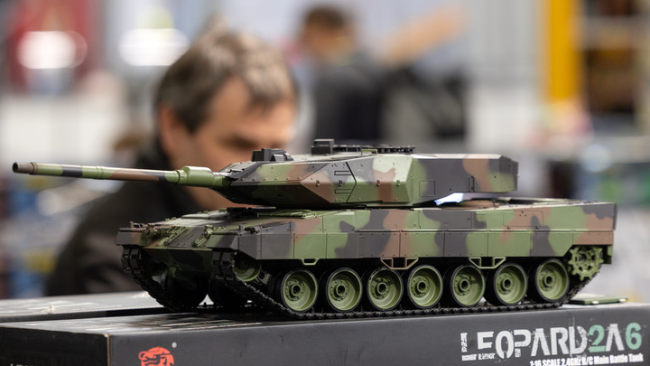 Берлин передаст Киеву лишь половину обещанного ранее батальона танков Leopard