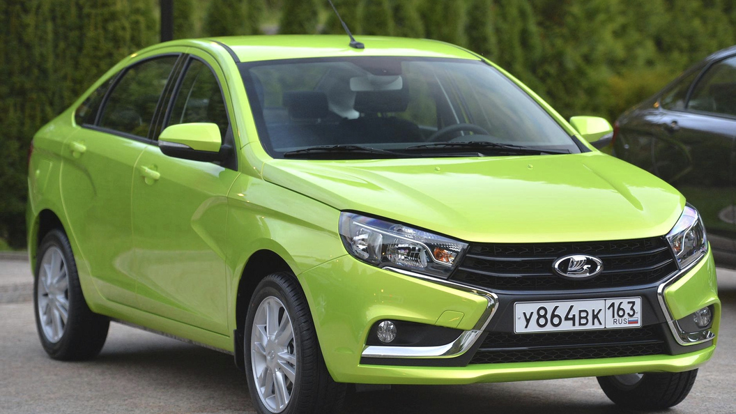 Lada Vesta возглавила рейтинг самых популярных машин С-класса России Lada Vesta возглавила рейтинг самых популярных машин С-класса России
