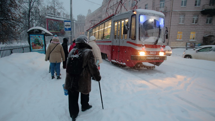 В Петербурге появилось первое уголовное дело о травмах из-за неубранного снега