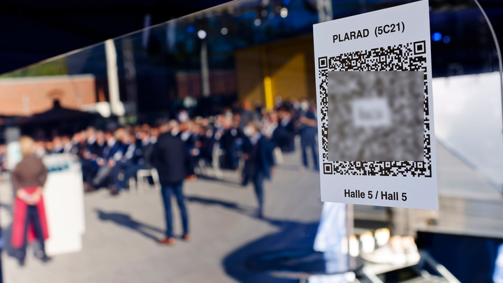 Введение QR-кодов в поездах в России 2021