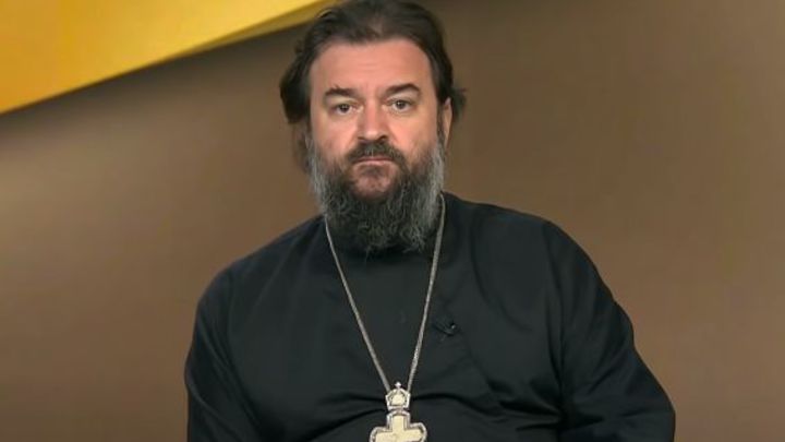Зашьют в вас маленькую гниду: Протоиерей Андрей Ткачёв поддержал Никиту Михалкова