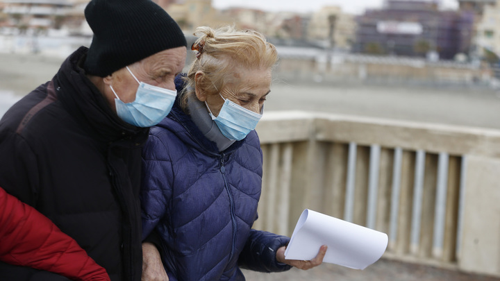 Умирают старые - очень хорошо: Как в Италии пытаются сэкономить за счёт коронавируса