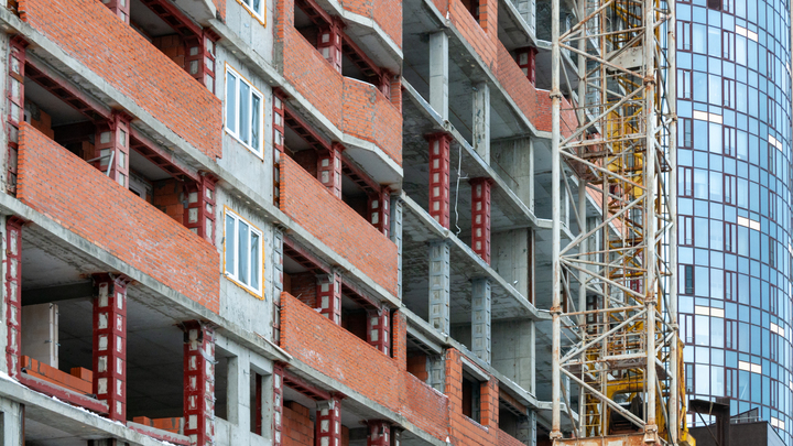 Собянин назвал социальные объекты, которые строят по реновации на востоке Москвы