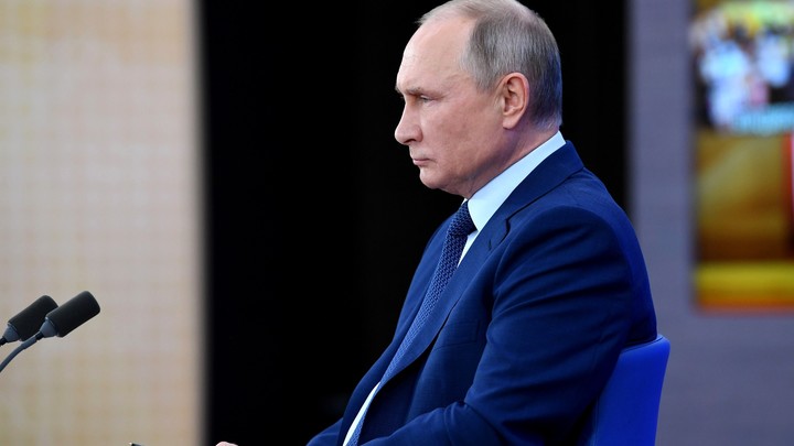 Я беременна: Для чего журналистка соврала Владимиру Путину и почему её требуют наказать