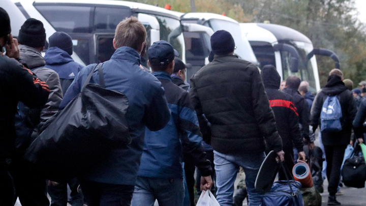 Военный комиссар Краснодарского края: Ни один солдат-срочник не попадёт в зону СВО. Гарантирую!