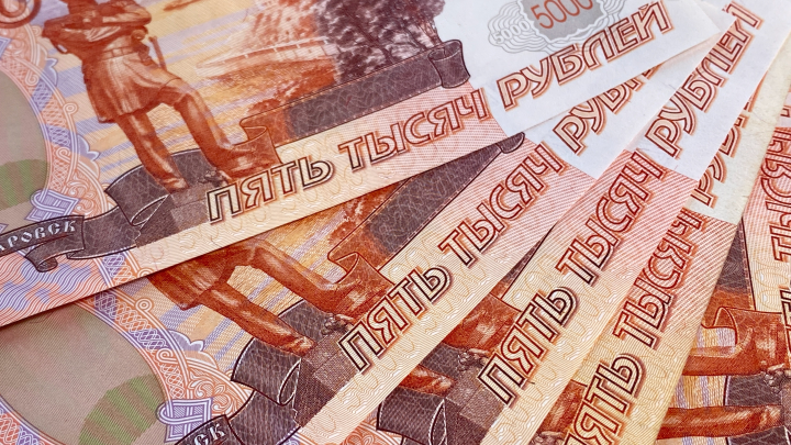 Раскрыт размер новой выплаты работающим родителям: Кто имеет на неё право и как её получить