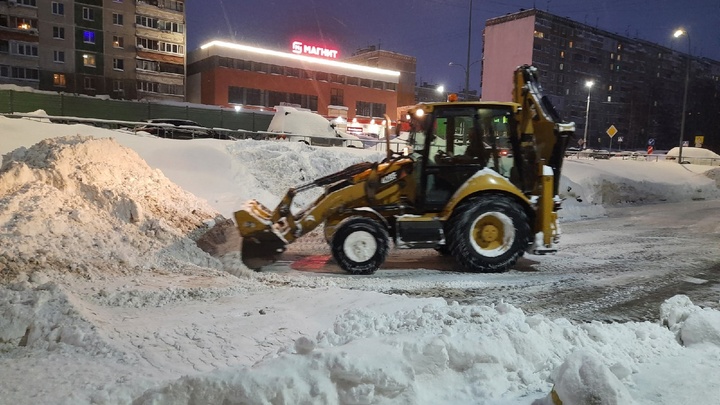 На уборку снега на центральных улицах Нижнего Новгорода власти выделили 33,8 млн рублей