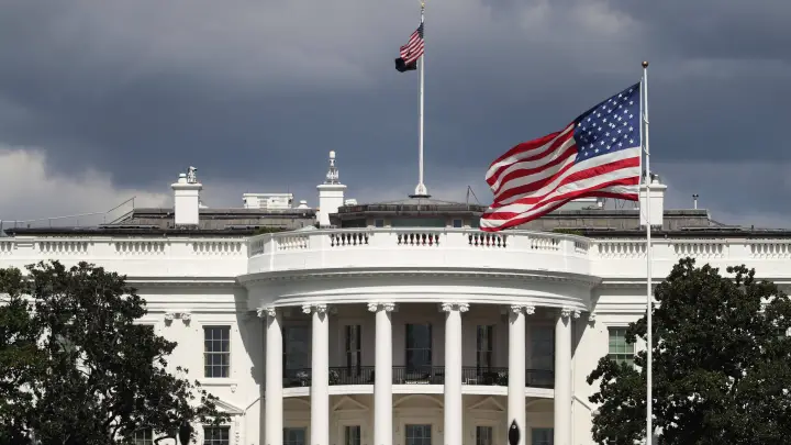 Шатдаун в США и поставки ракет Украине. Ведущий эксперт сказал прямо: Вопрос другой - как ответим