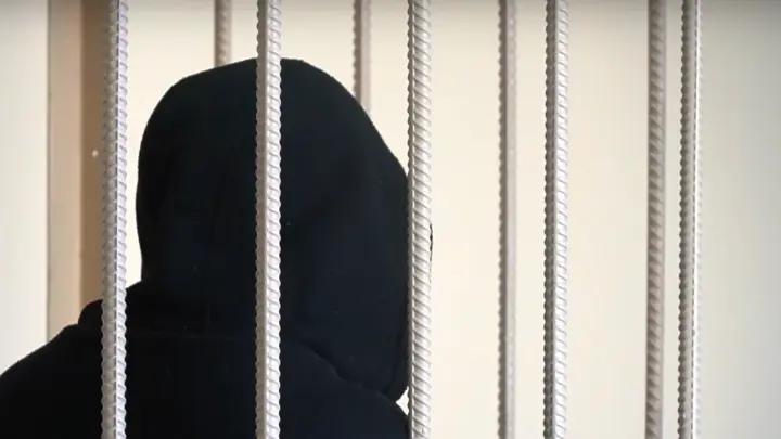 В Челябинской области арестован воспитатель детского лагеря по обвинению в педофилии