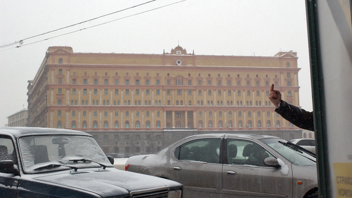 Машина упала в обрыв: Военнослужащий ФСБ России погиб в Армении