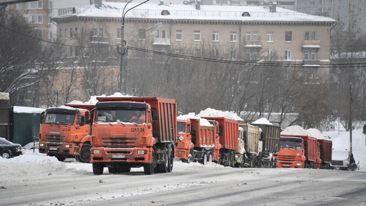 Водители бросают автомобили на трассе: В Челябинской области белый апокалипсис