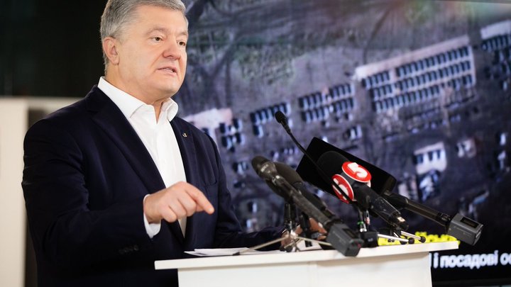 Партия Порошенко требует возбудить против Зеленского дело о госизмене из-за энергетического кризиса