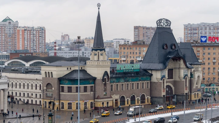 СК выяснил, кто затолкал блогера в багажник Мерседеса у Ярославского вокзала