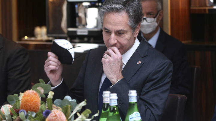 Миллиард для красавицы: Госдеп преподнёс Зеленскому щедрый подарок