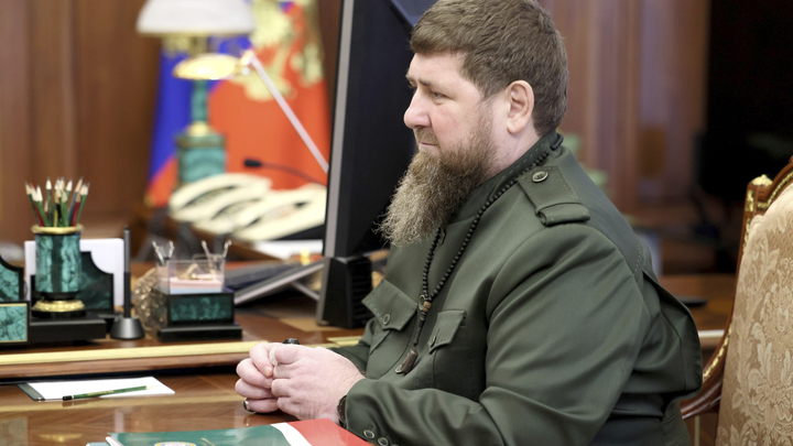 Кадыров встретился со сжегшим Коран Журавелем