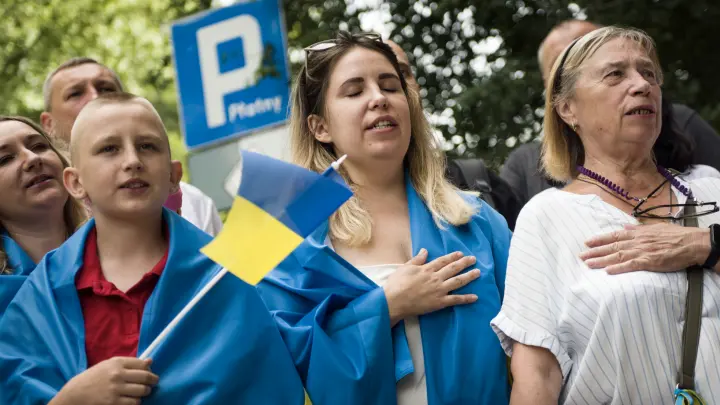 Не президент, а пахан! - Большой скандал в Польше. Украинцев начали лишать паспортов - короны полетели вмиг
