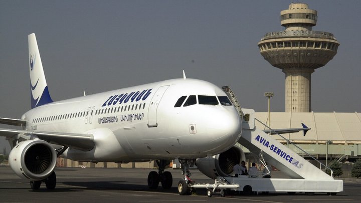 Авиакомпании России отказываются летать в Армению — как это повлияло на стоимость билетов