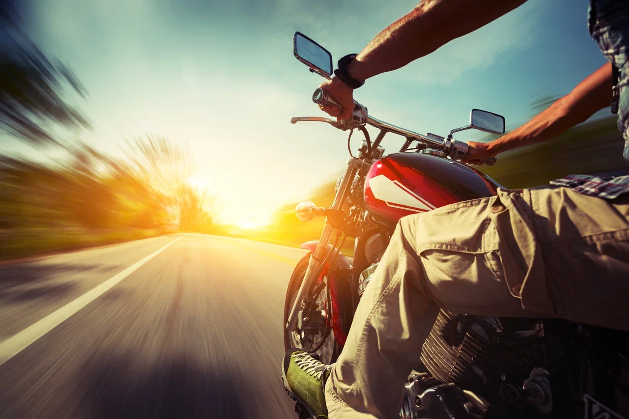 Молодой парень неожиданно превратился в старика: После путешествия в горы, люди не верят, что ему немного за 20